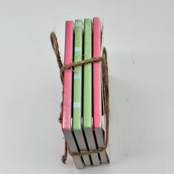 Sanrio Hello Kitty Holiday Christmas Set of 4 Ceramic Coasters - Picture 4 of 5